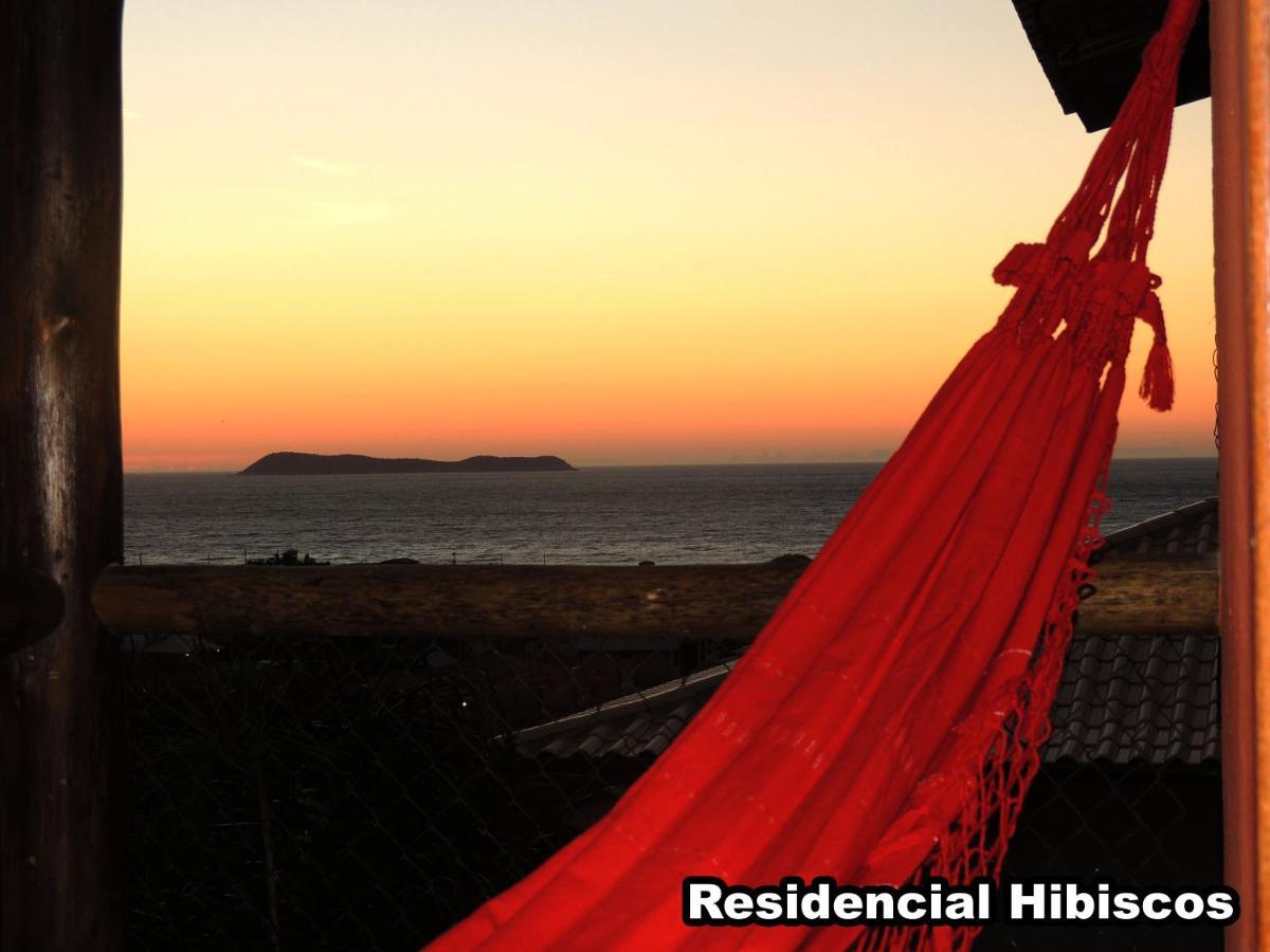 Residencial Hibiscos - Vista Mar Villa กาโรปาบา ภายนอก รูปภาพ