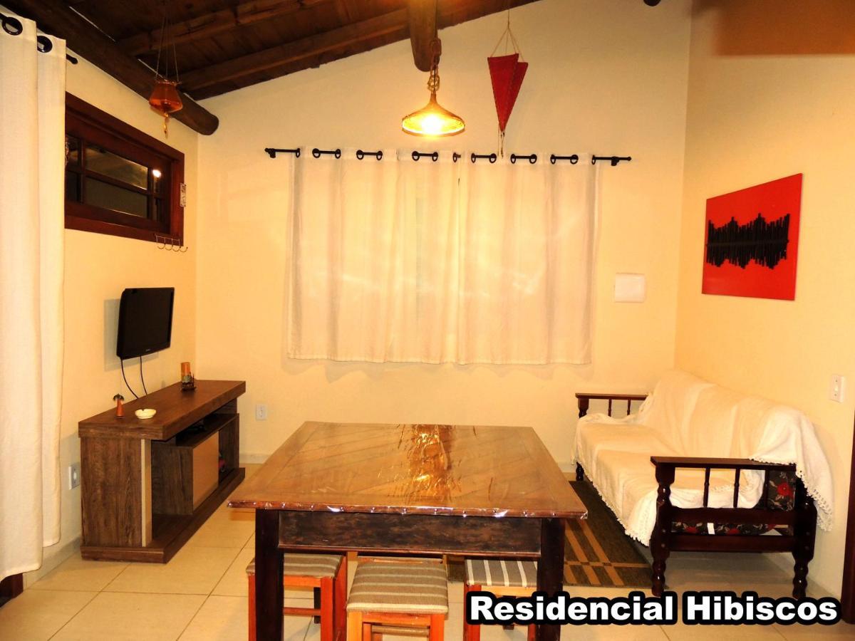 Residencial Hibiscos - Vista Mar Villa กาโรปาบา ภายนอก รูปภาพ